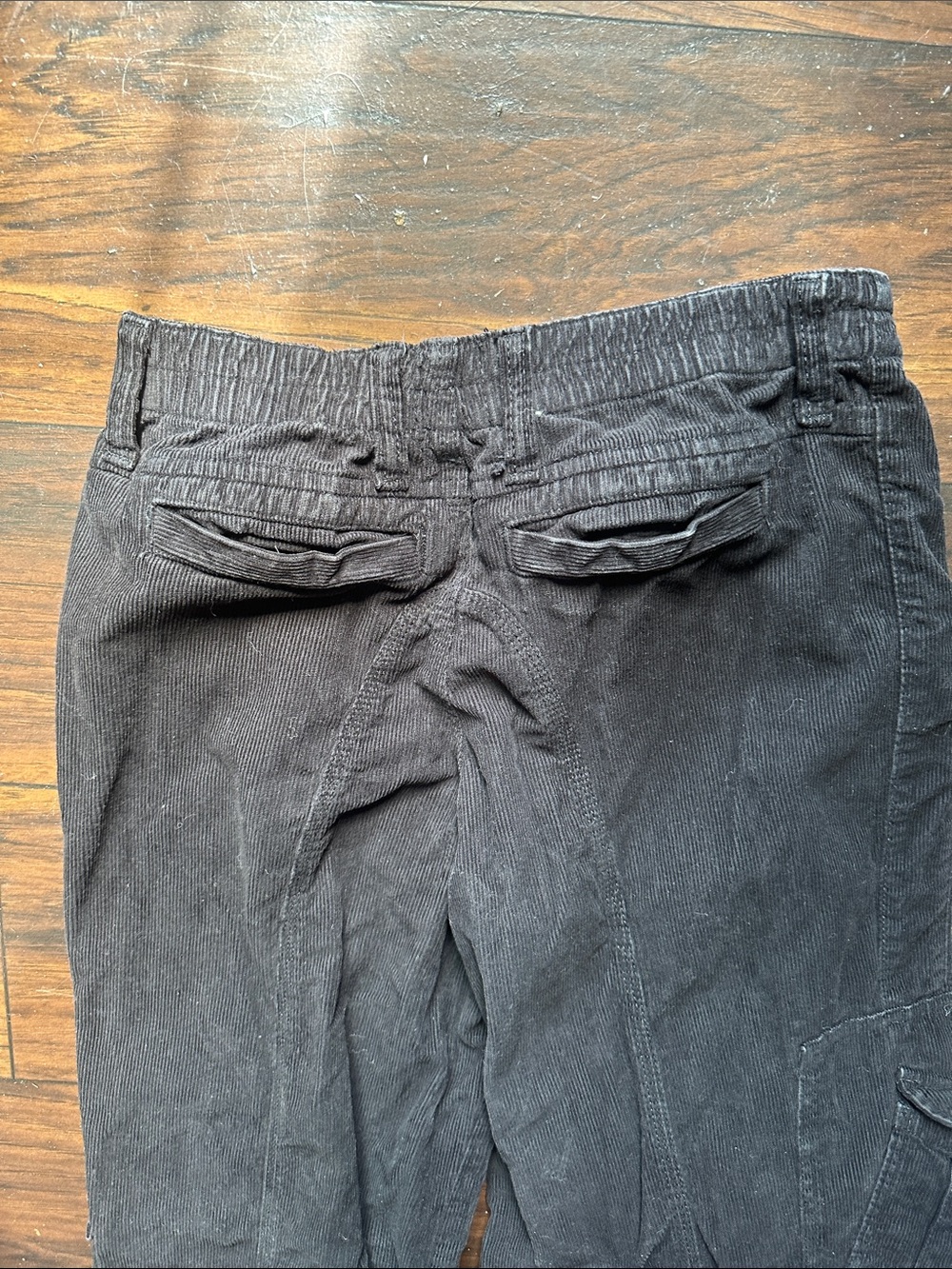 Black Cargo Pants - Casual Utility Style - Picture 5 of 5